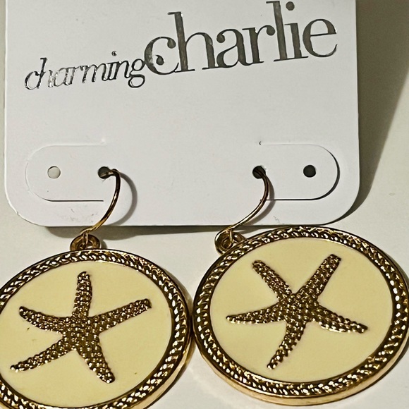 NWT Charming Charlie Ivory & Gold Starfish Brand New Dangle Earrings - Picture 4 of 4